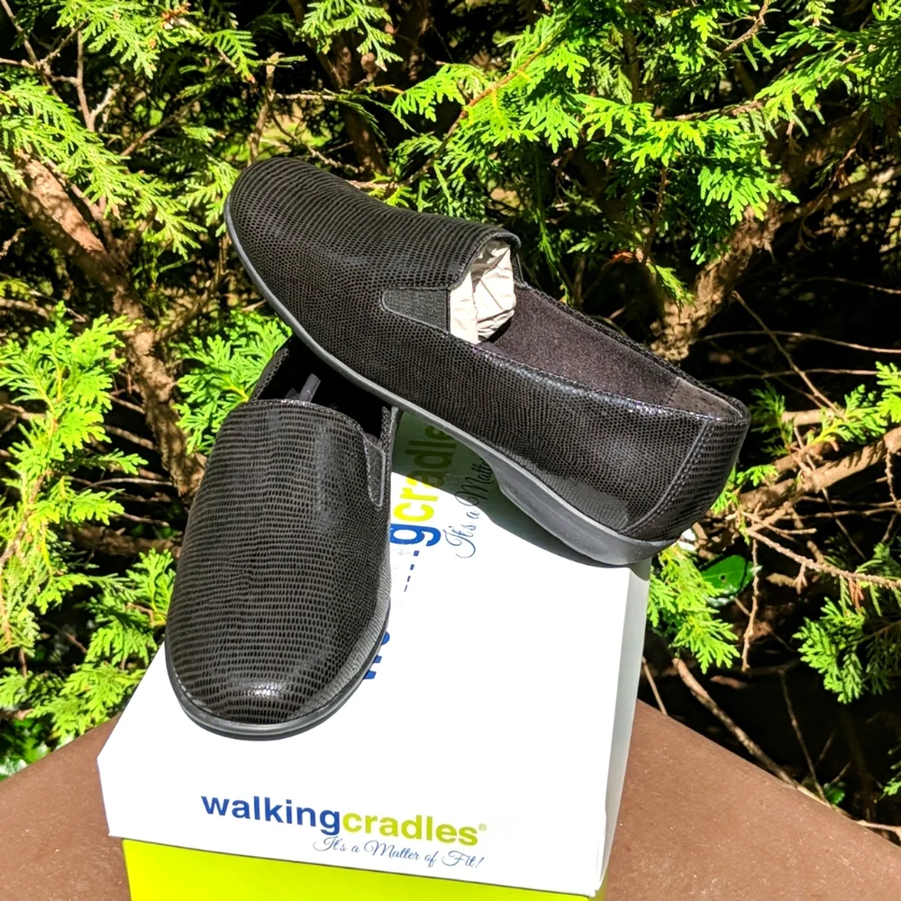 Walking Cradles Florence in Black